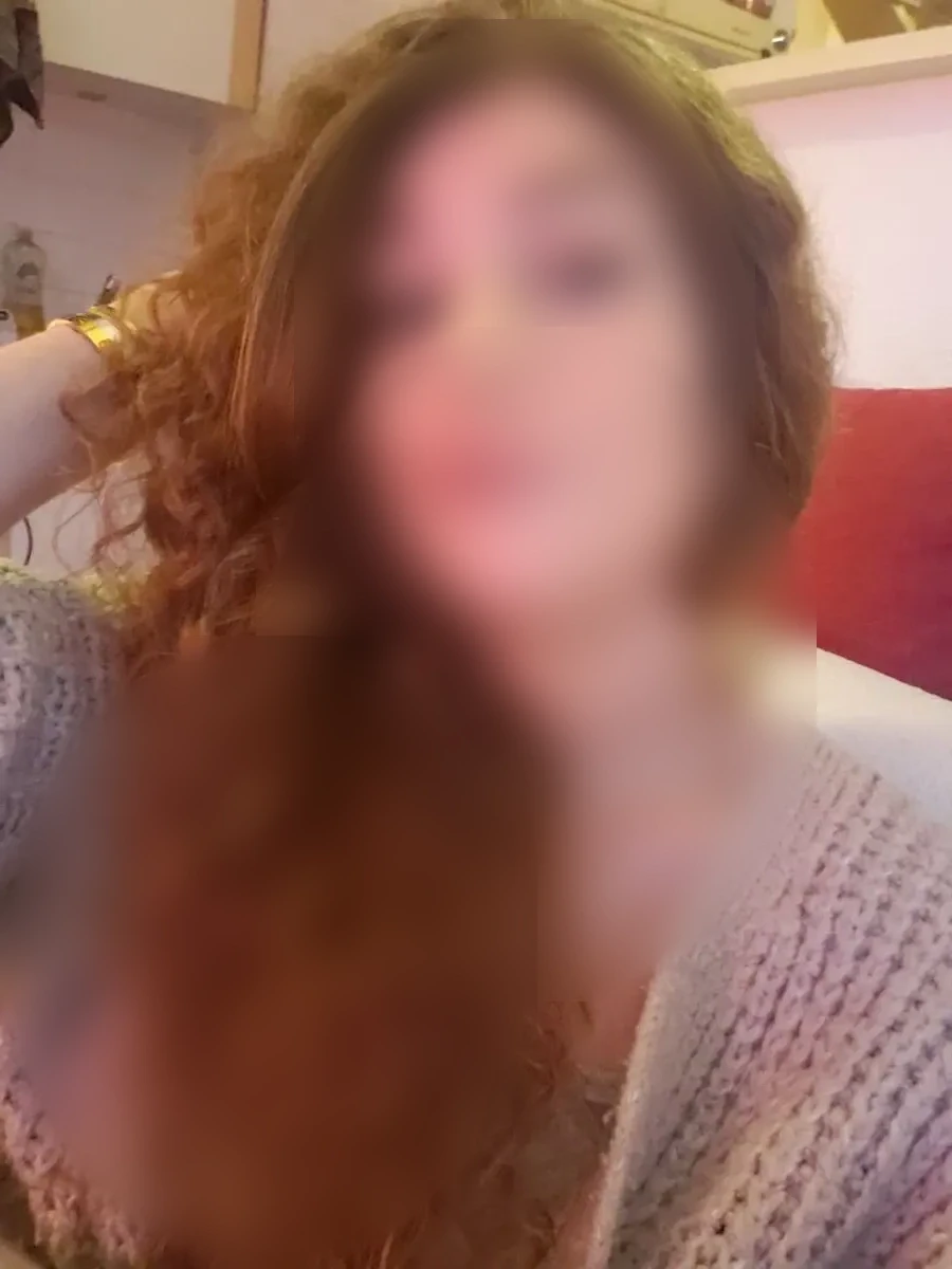 Naomi - Image 12